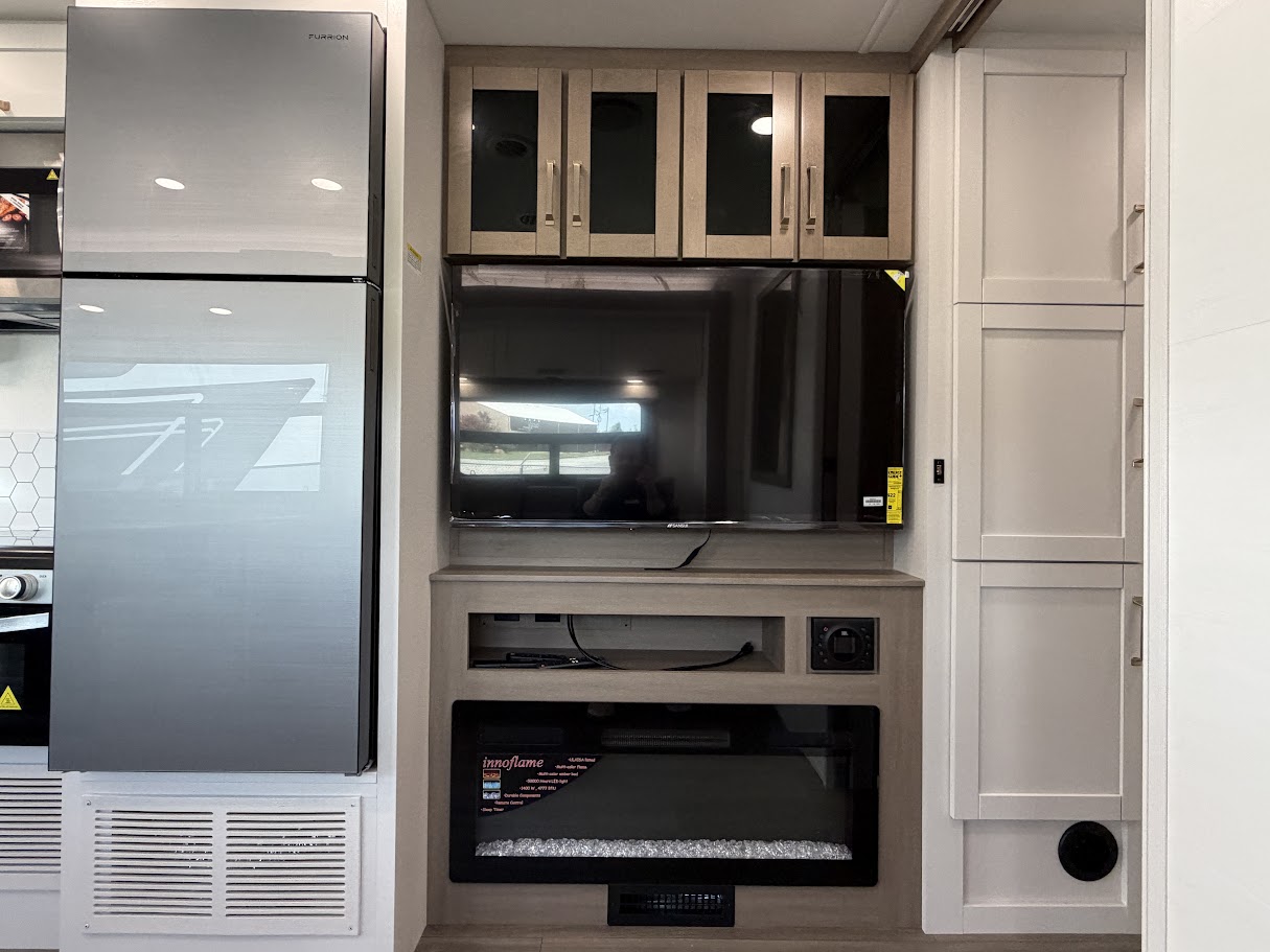 2027 JAYCO GREYHAWK 30Z - Image 26