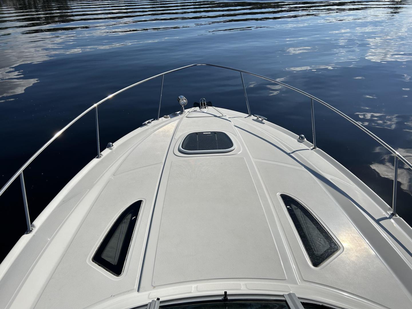 2009 Sea Ray 310 Sundancer - Image 18