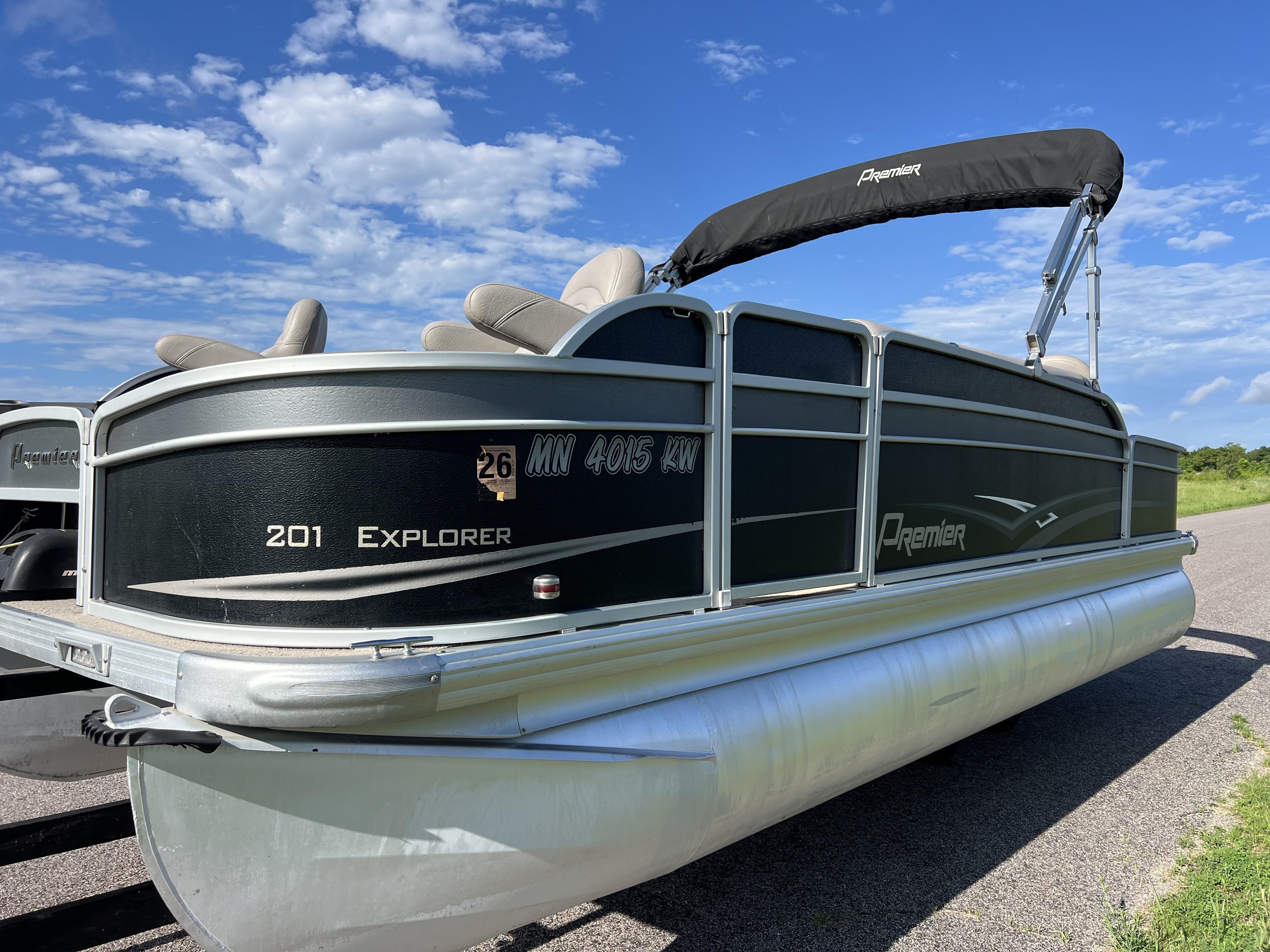 2012 PREMIER 201 EXPLORER - Image 5
