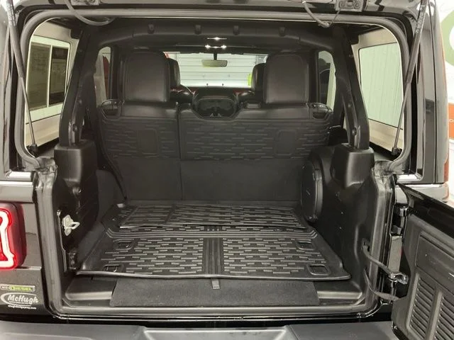 2022 Jeep Wrangler Utility 4D Rubicon 4WD I4 - Image 7