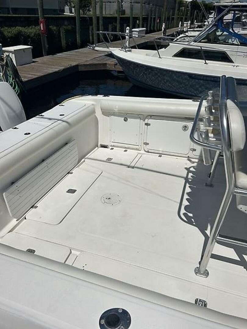 2000 Century 3100 Center Console - Image 22