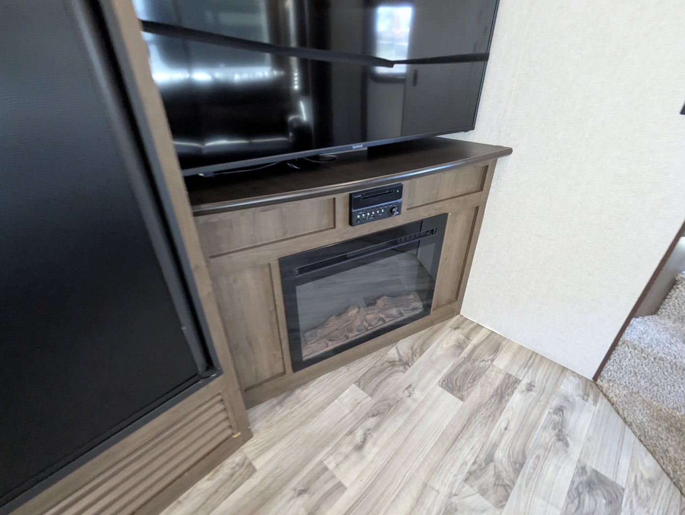 2019 Keystone Cougar Half-Ton West 29RDBWE - Image 28