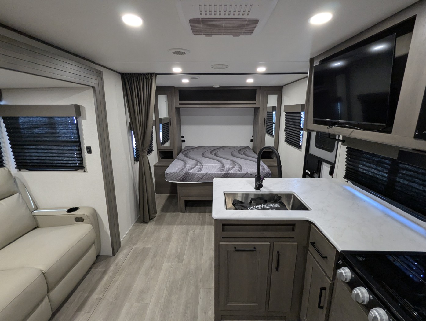 2026 Grand Design Transcend XPLOR 23BHX - Image 29