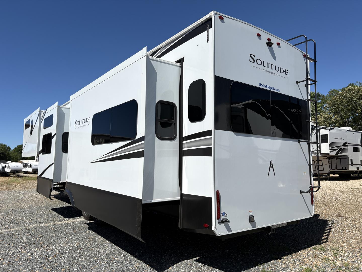 2025 Grand Design Solitude 388MBS - Image 5