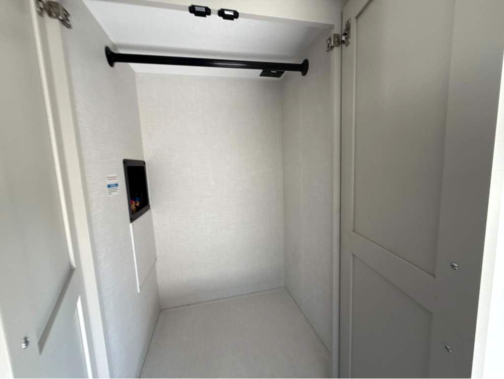 2027 VENTURE RV SPORTTREK 343VIK - Image 25