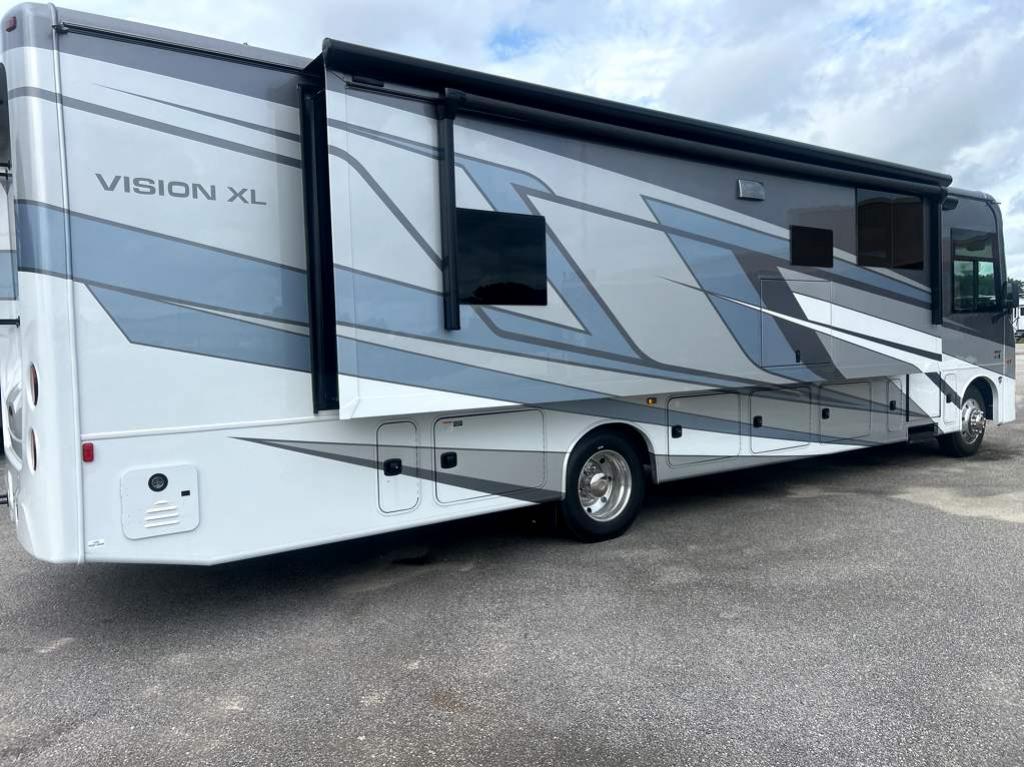 2027 ENTEGRA COACH VISION XL 36C - Image 6