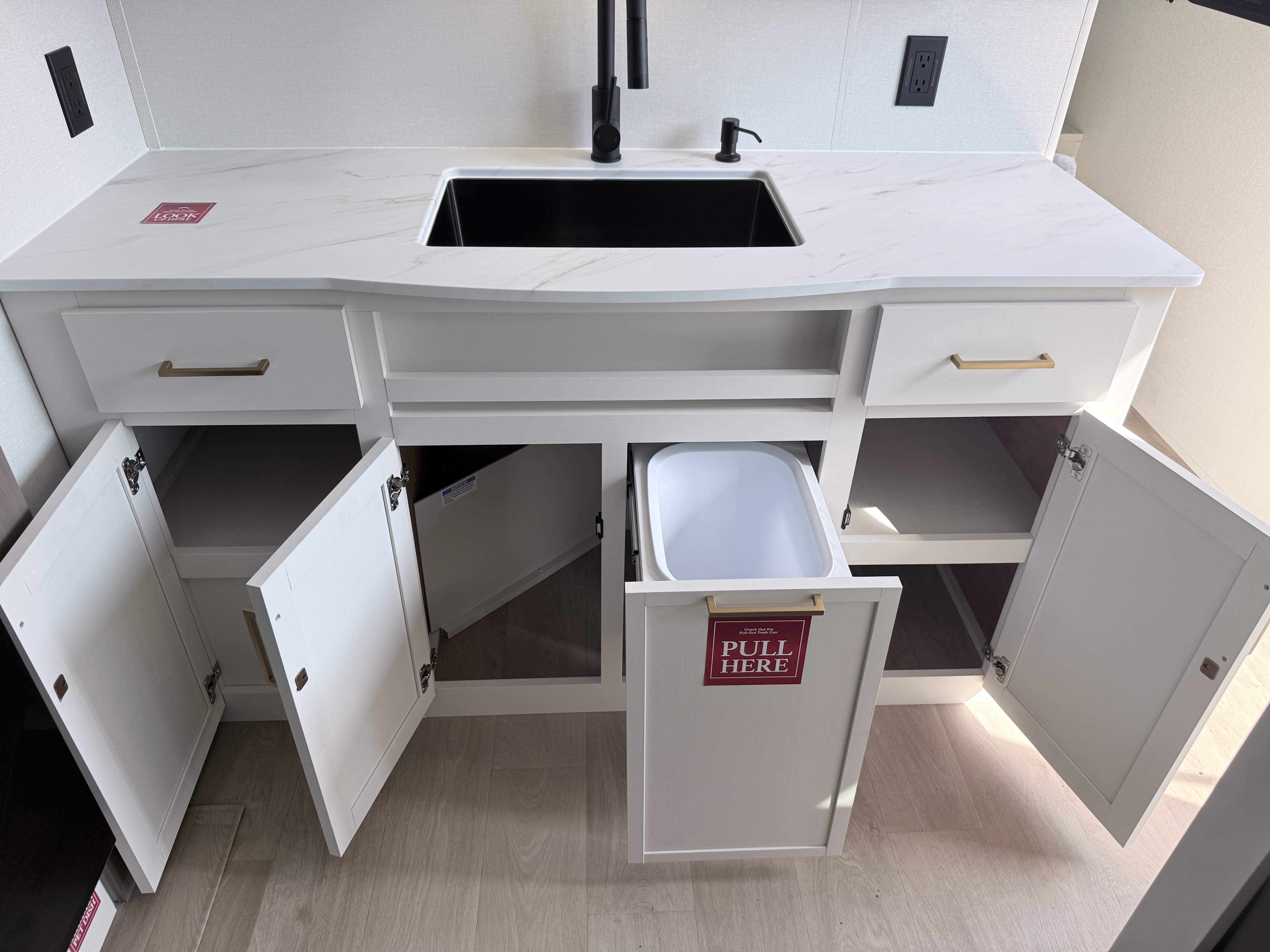 2026 GRAND DESIGN TRANSCEND 26RBX - Image 22