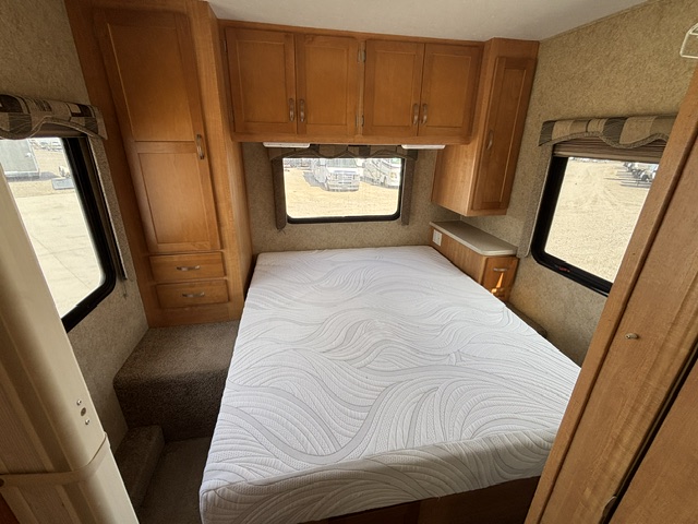 2010 SUNSEEKER 3100 - Image 28