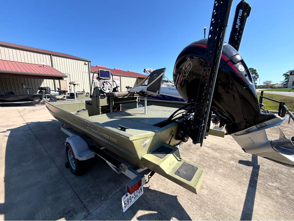 2021 LOWE ROUGHNECK 2070CC - Image 28