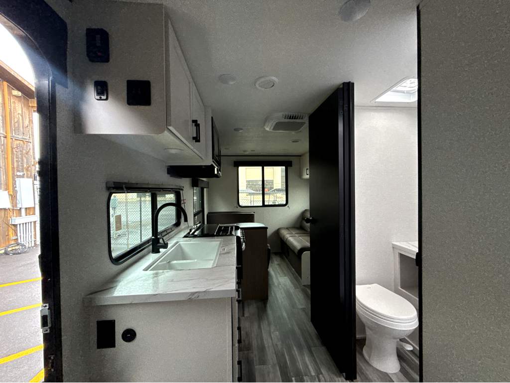 2026 JAYCO JAY FLIGHT SLX 210QB - Image 10