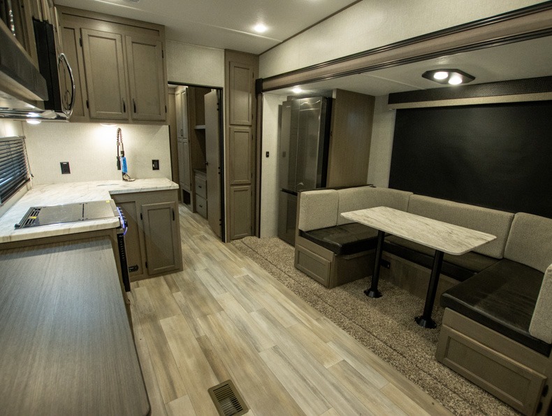 2023 Coachmen Chaparral X Edition 355FBX - Image 5