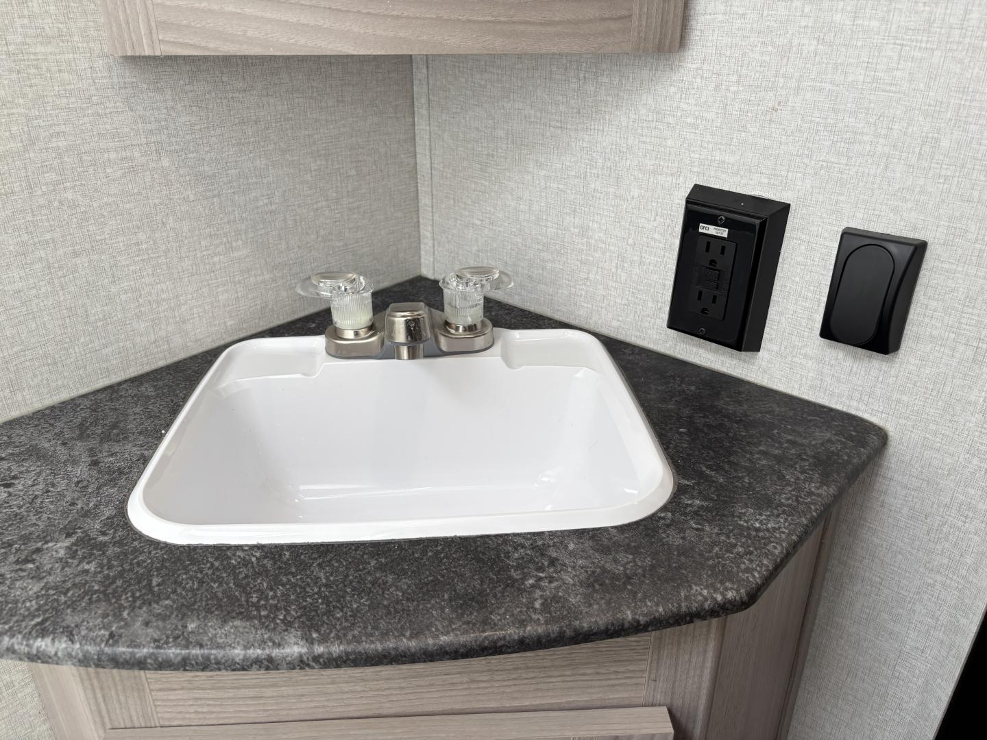 2023 Coachmen Northern Spirit XTR 2146BHX - Image 19