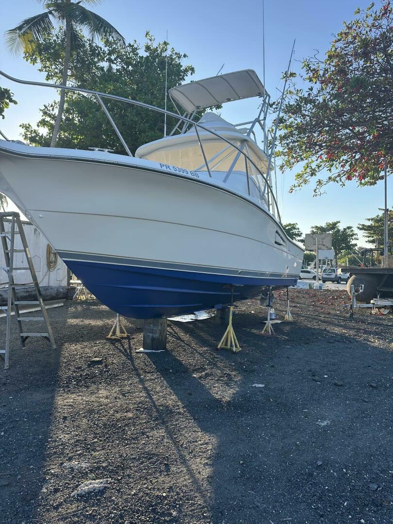 1997 Pursuit 3000 Offshore Express - Image 18