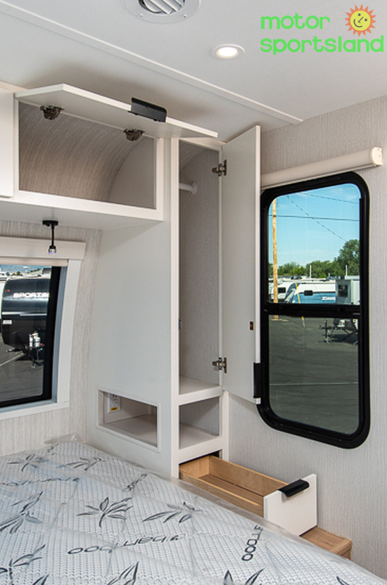 2027 Winnebago Thrive 25RLS - Image 25