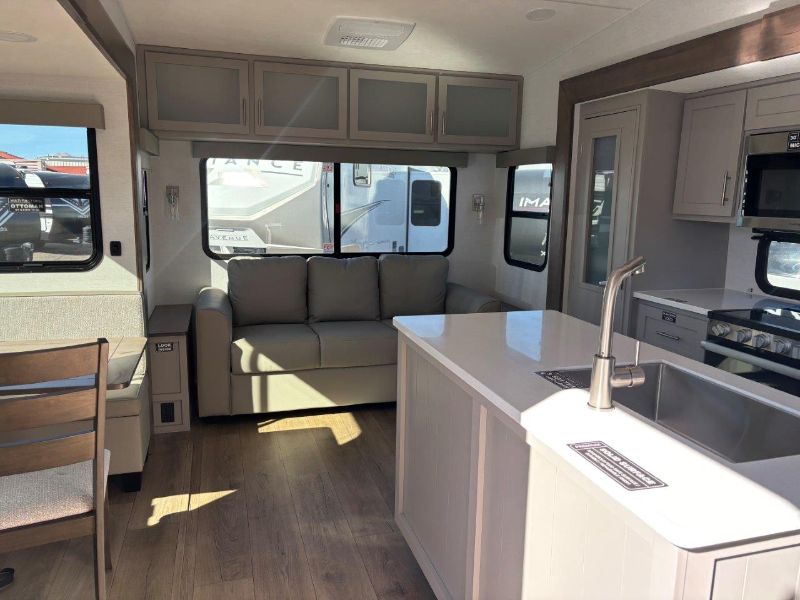 2026 Alliance RV Avenue 25RL - Image 6