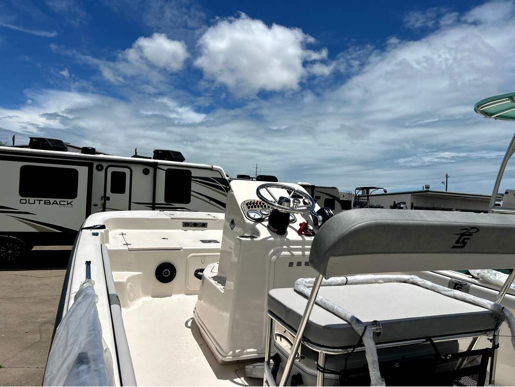 2026 CAROLINA SKIFF 2026 19 LS - Image 3