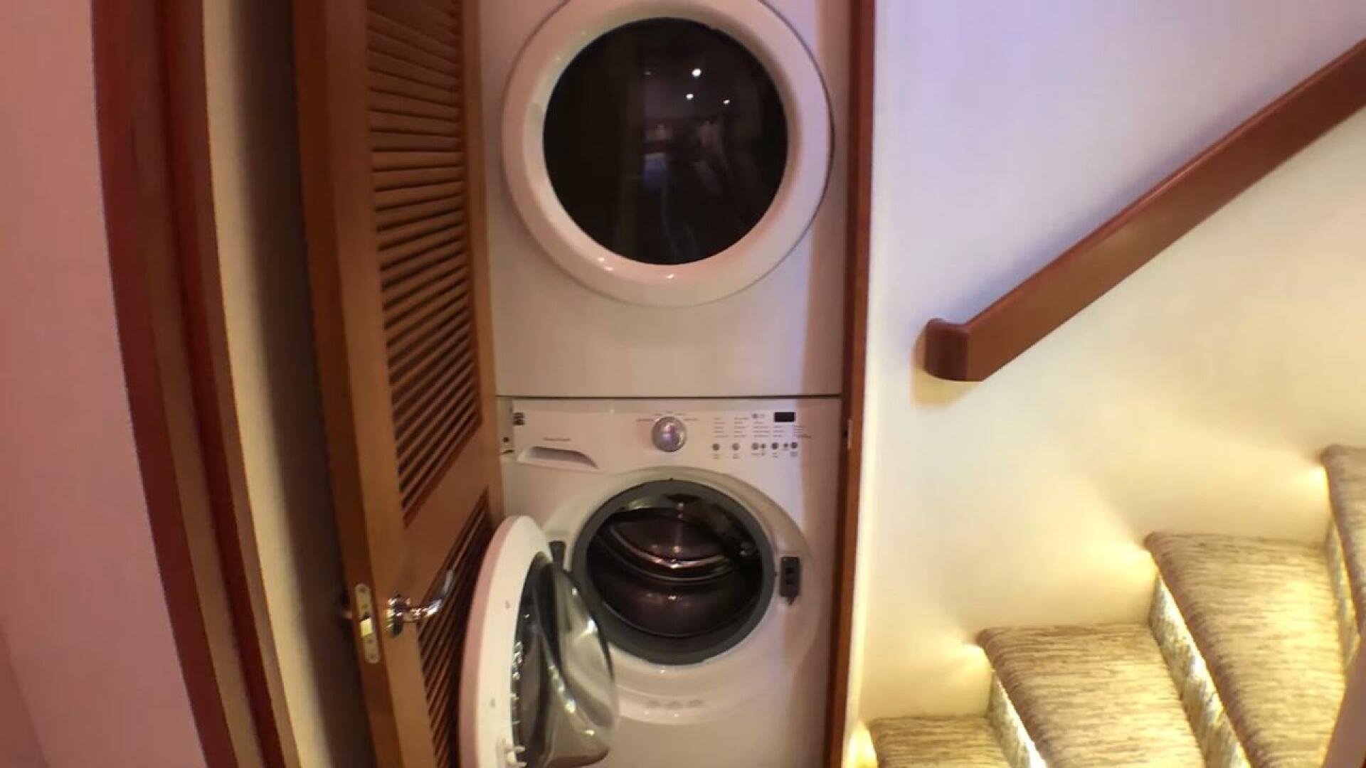 2008 Pacific Mariner 85 Motoryacht - Image 39
