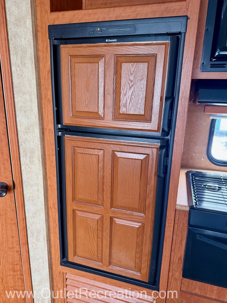 2011 FOREST RIVER CHEROKEE 26RL - Image 8