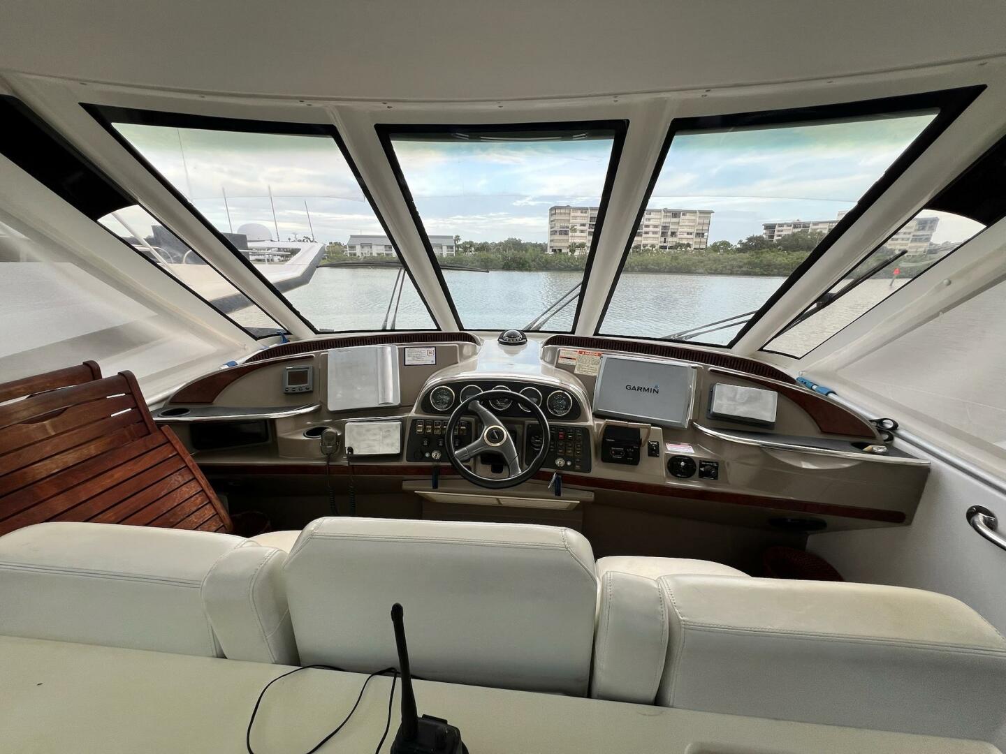 2000 Carver 506 Motor Yacht - Image 15