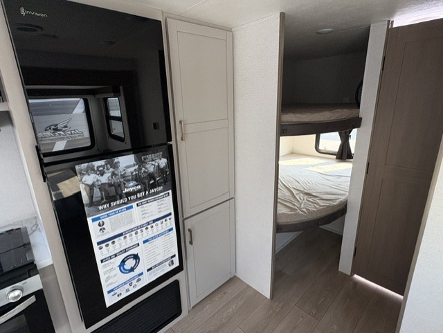2027 Jayco Jay Flight SLX 261BHS - Image 7