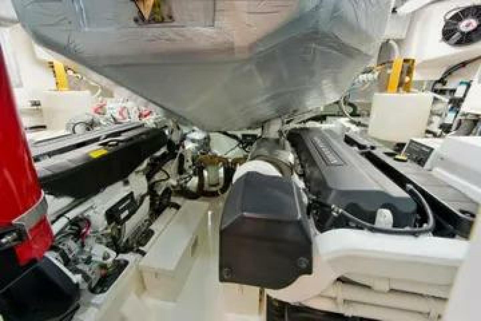 2015 Riviera Riviera 6000 Sport Yacht Base - Image 32