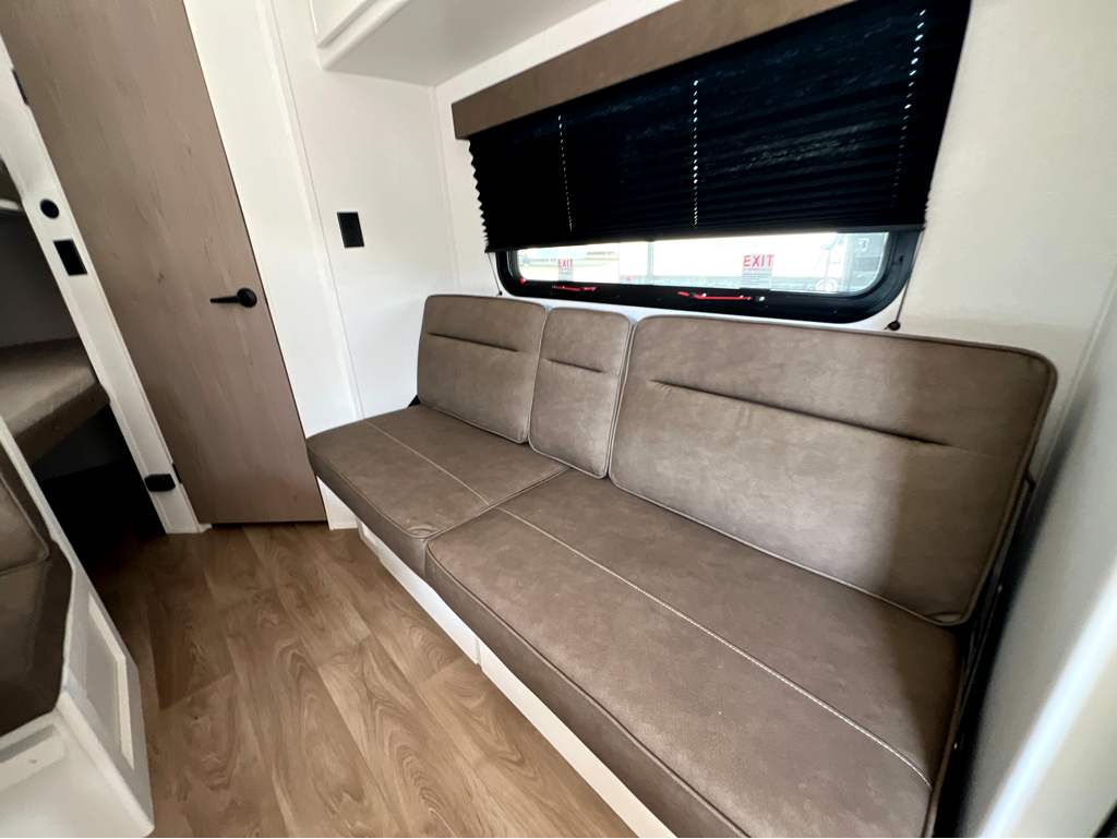 2027 GRAND DESIGN TRANSCEND 24BHX - Image 6