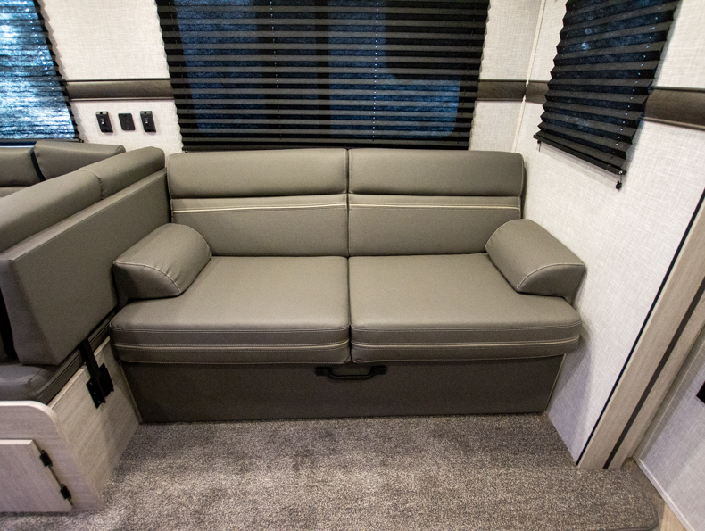 2023 CrossRoads Zinger 298FB - Image 6