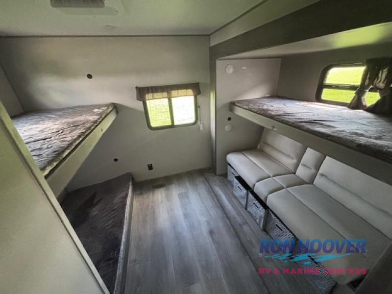 2026 COACHMEN CATALINA 343BHTSLE RHB - Image 16