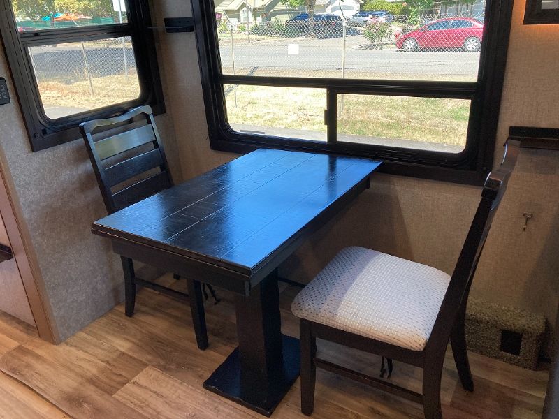 2021 Jayco Eagle 330RSTS - Image 8