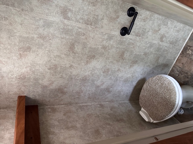 2011 Keystone Laredo 266RL - Image 24