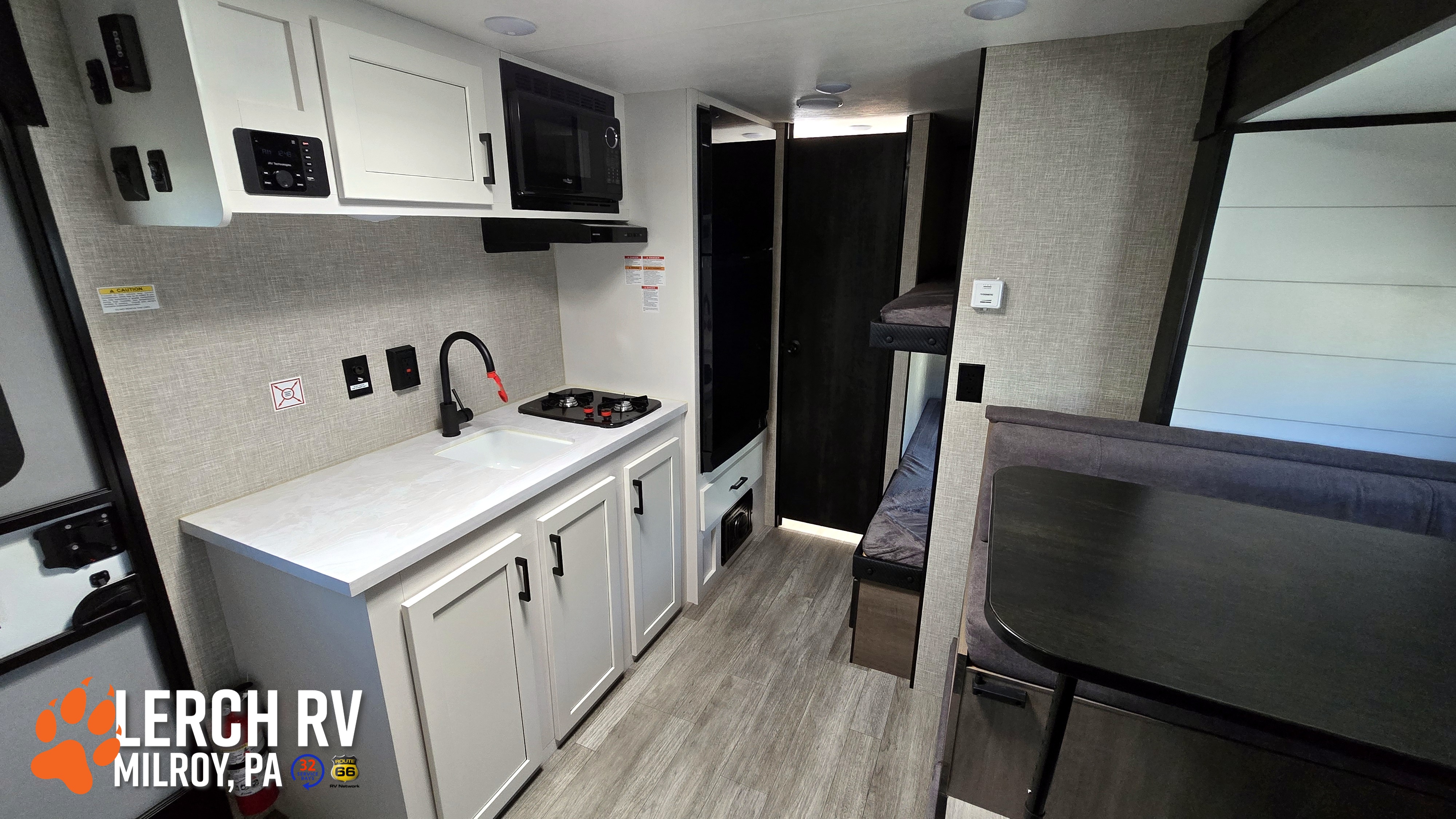 2024 Jayco Jay Flight SLX 184BS - Image 9