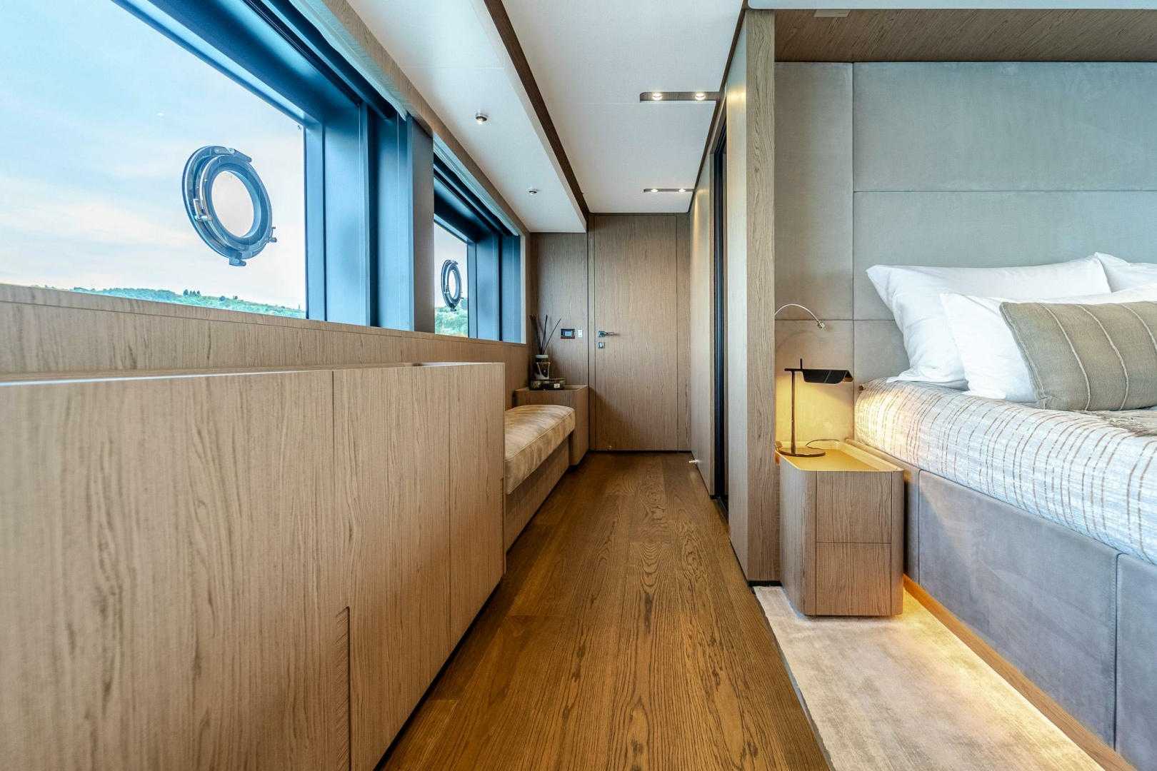 2023 Ferretti Yachts Ferretti 1000 - Image 22