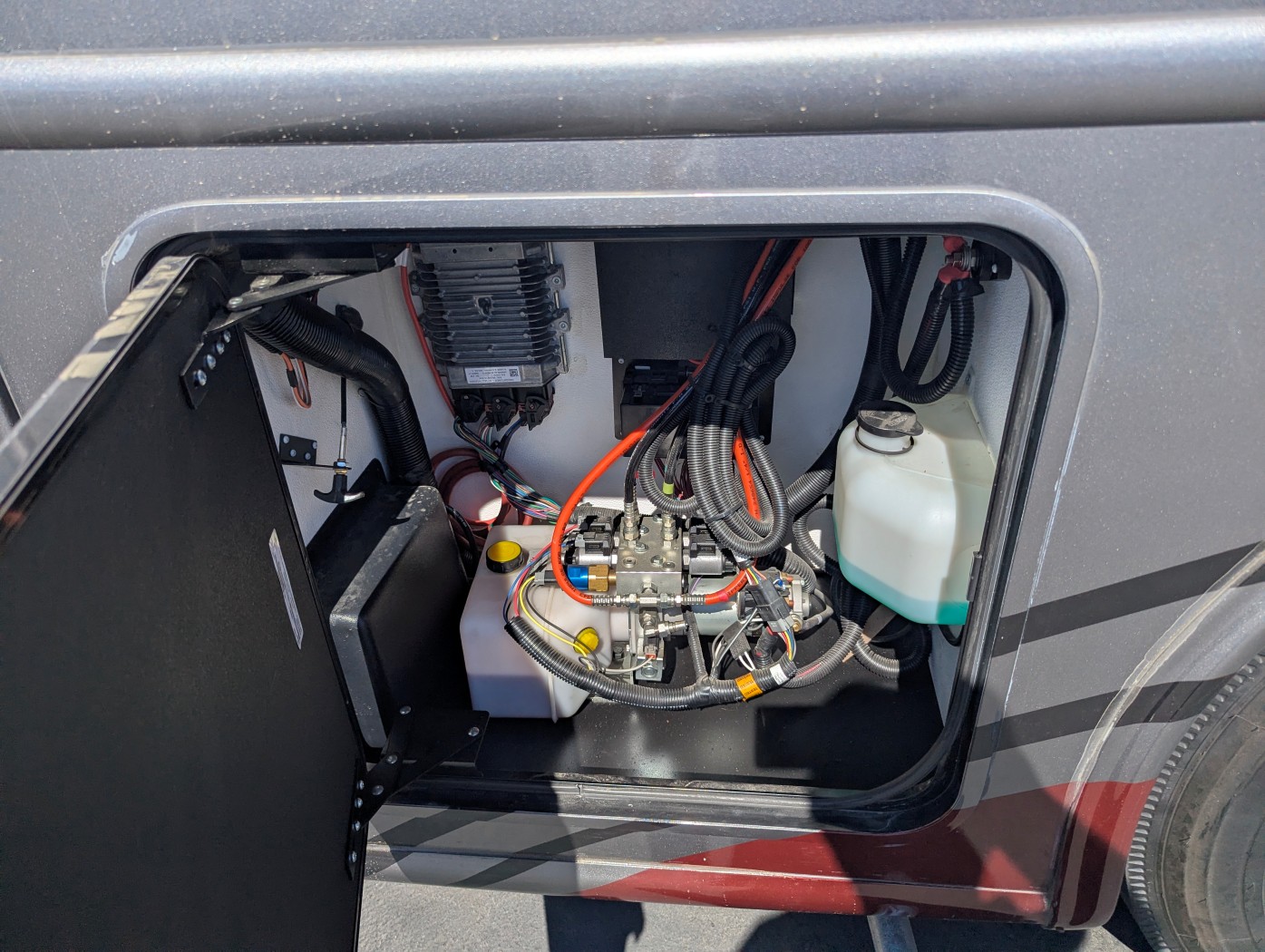 2023 Thor Motor Coach Palazzo 37.5 - Image 4