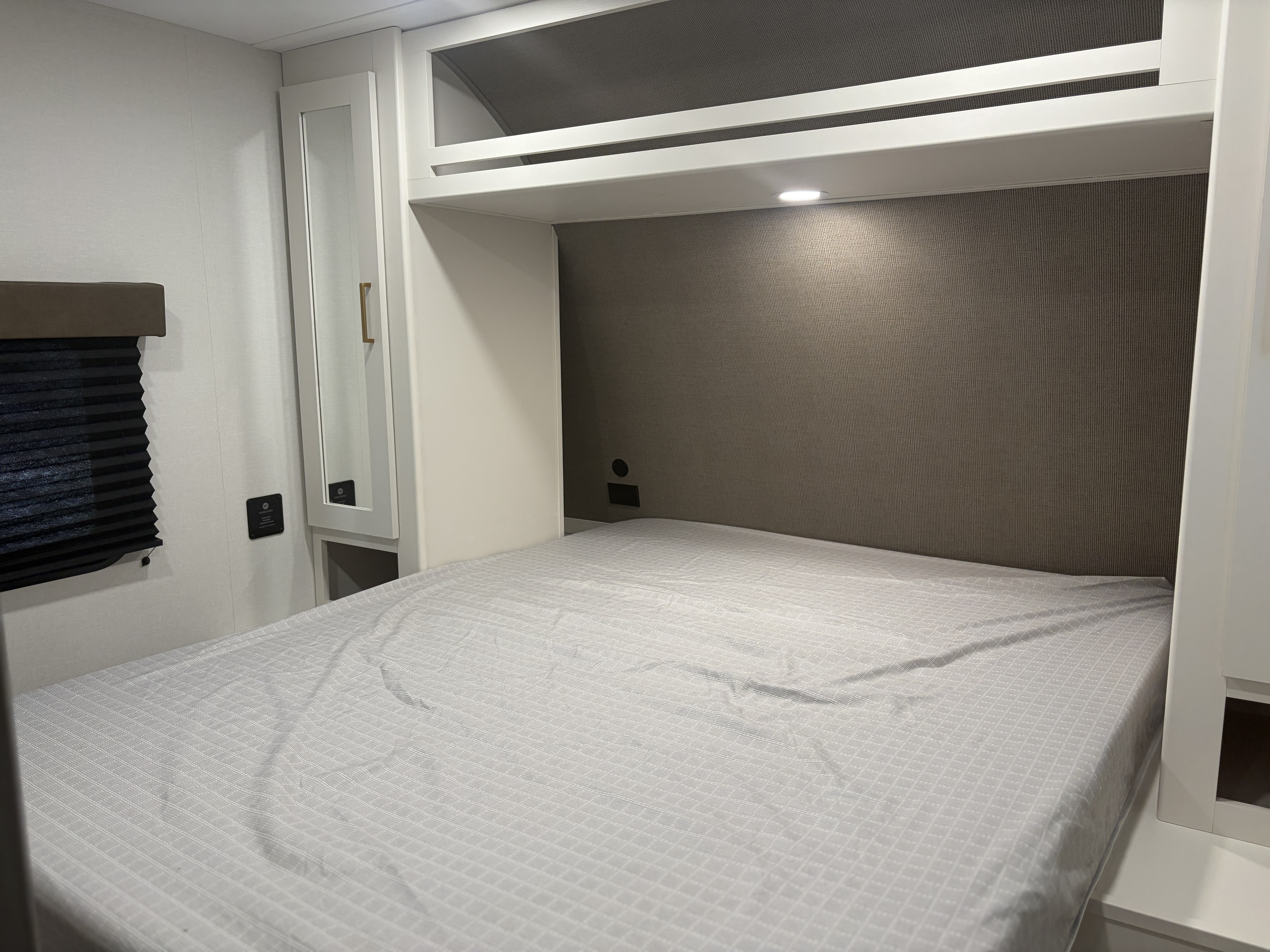 2027 Grand Design Transcend XPLOR 26BHX - Image 11