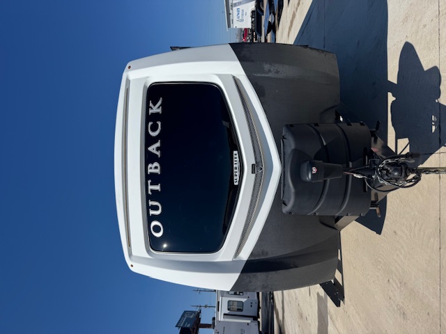 2017 Keystone Outback Diamond Super-Lite 332FK - Image 8