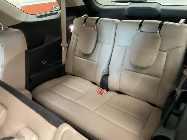 2021 Ford Explorer Utility 4D XLT 4WD - Image 23