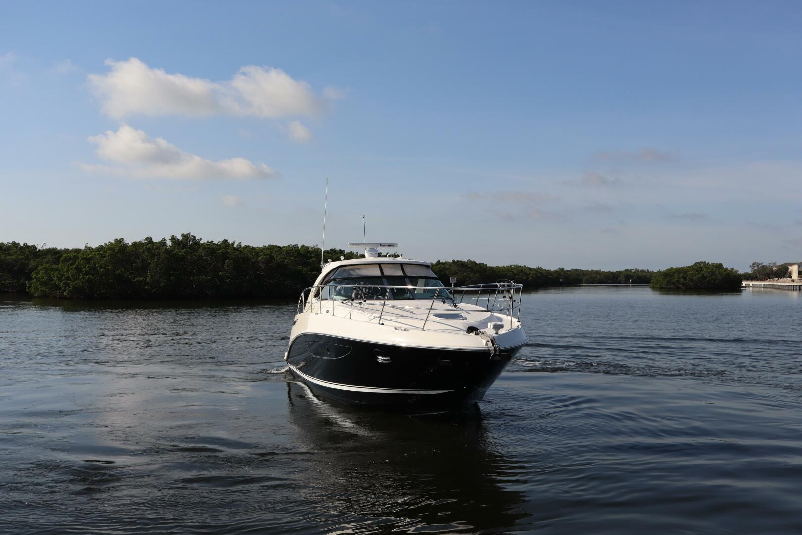 2015 Sea Ray 410 Sundancer - Image 53