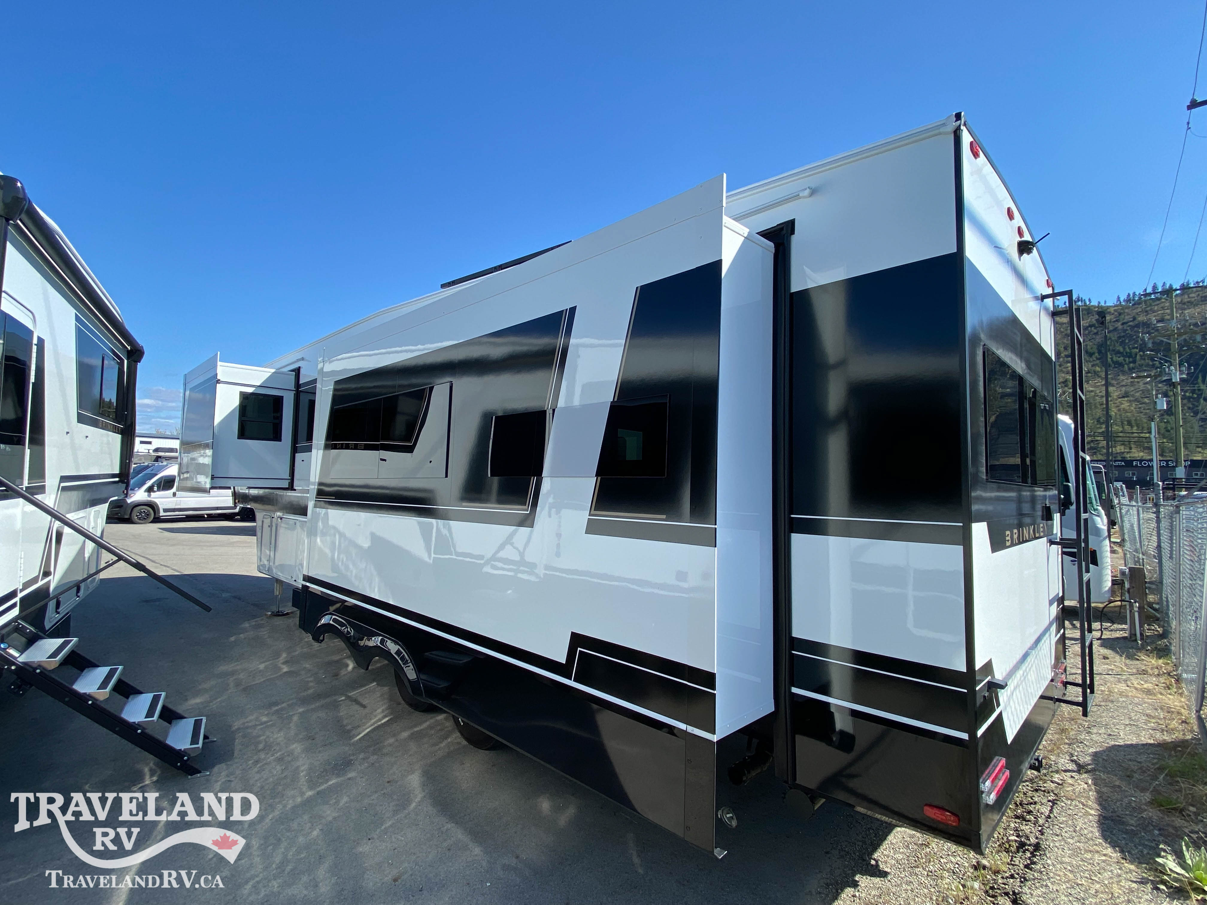 2026 Brinkley RV Model Z 3200 - Image 6