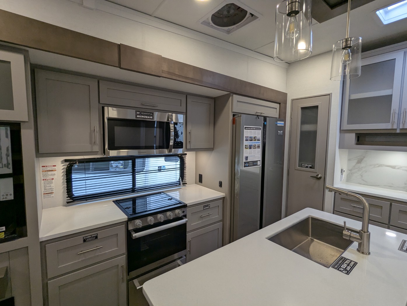 2026 Alliance RV Avenue 32RLS - Image 26