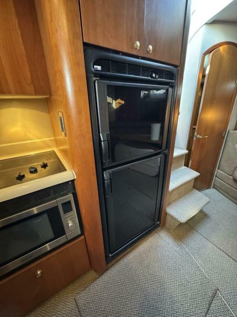 2001 Cruisers 4270 - Image 48