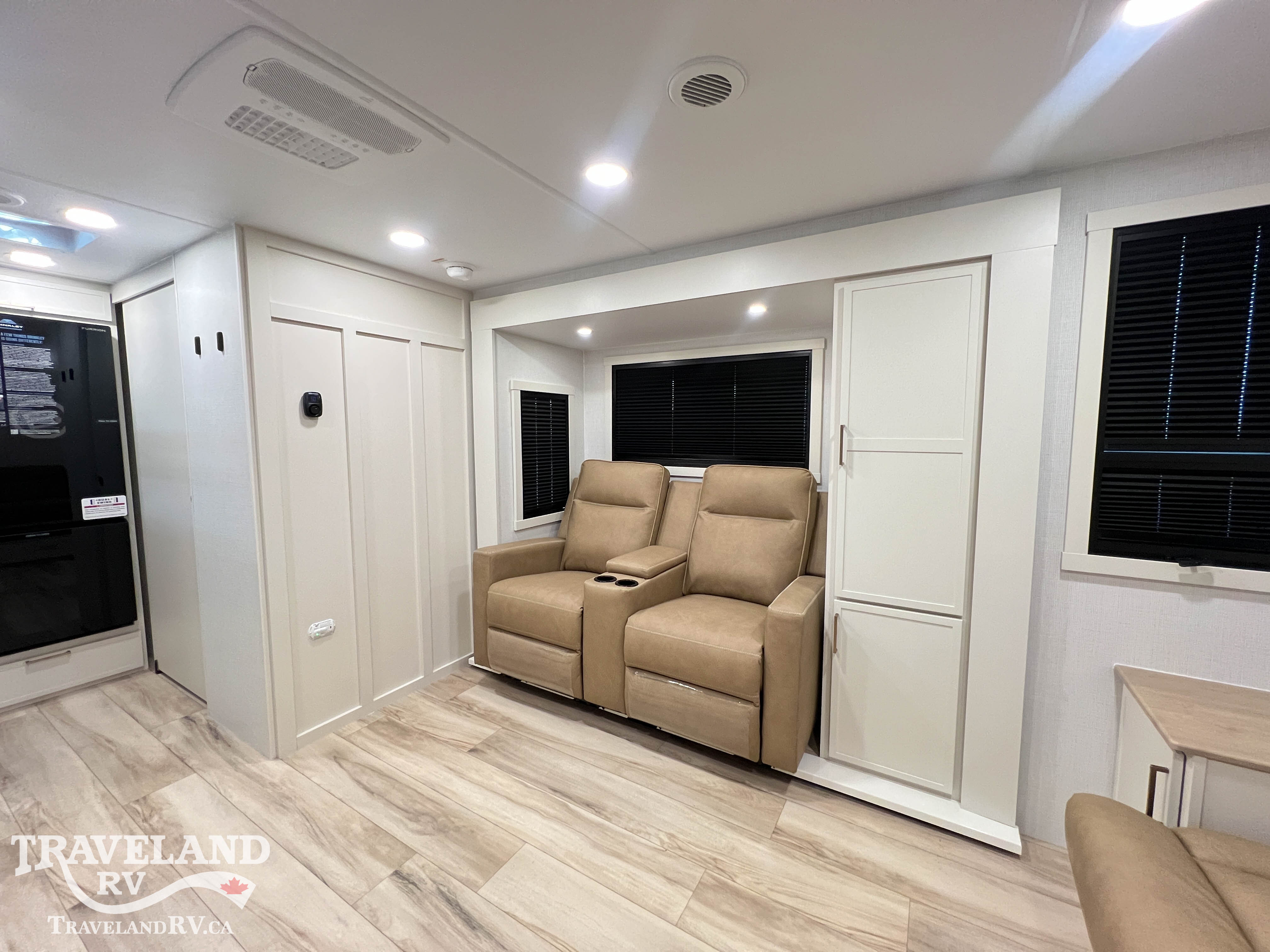 2026 Brinkley RV Model Ix 20x - Image 12