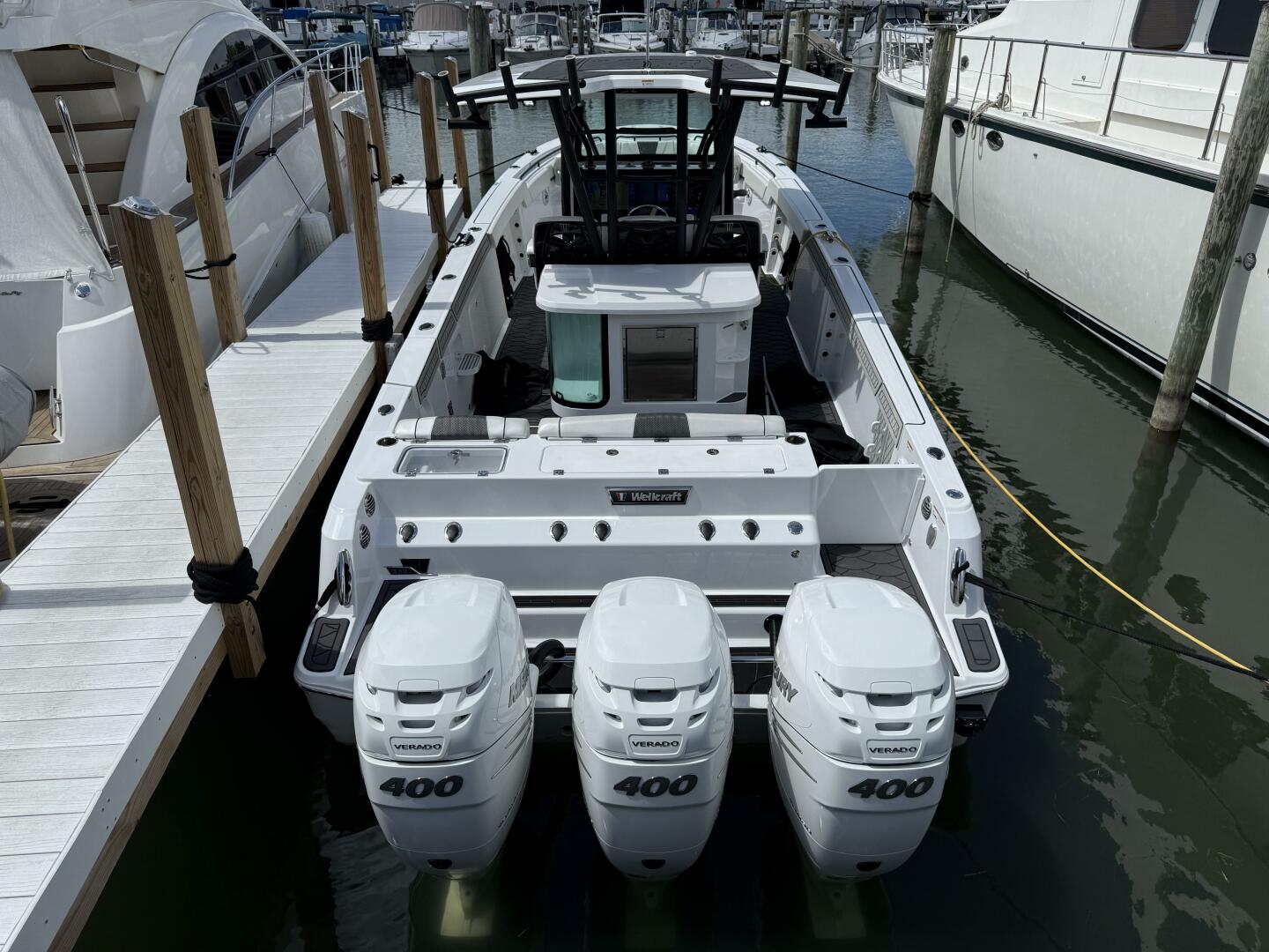 2022 Wellcraft 352 Fisherman - Image 3