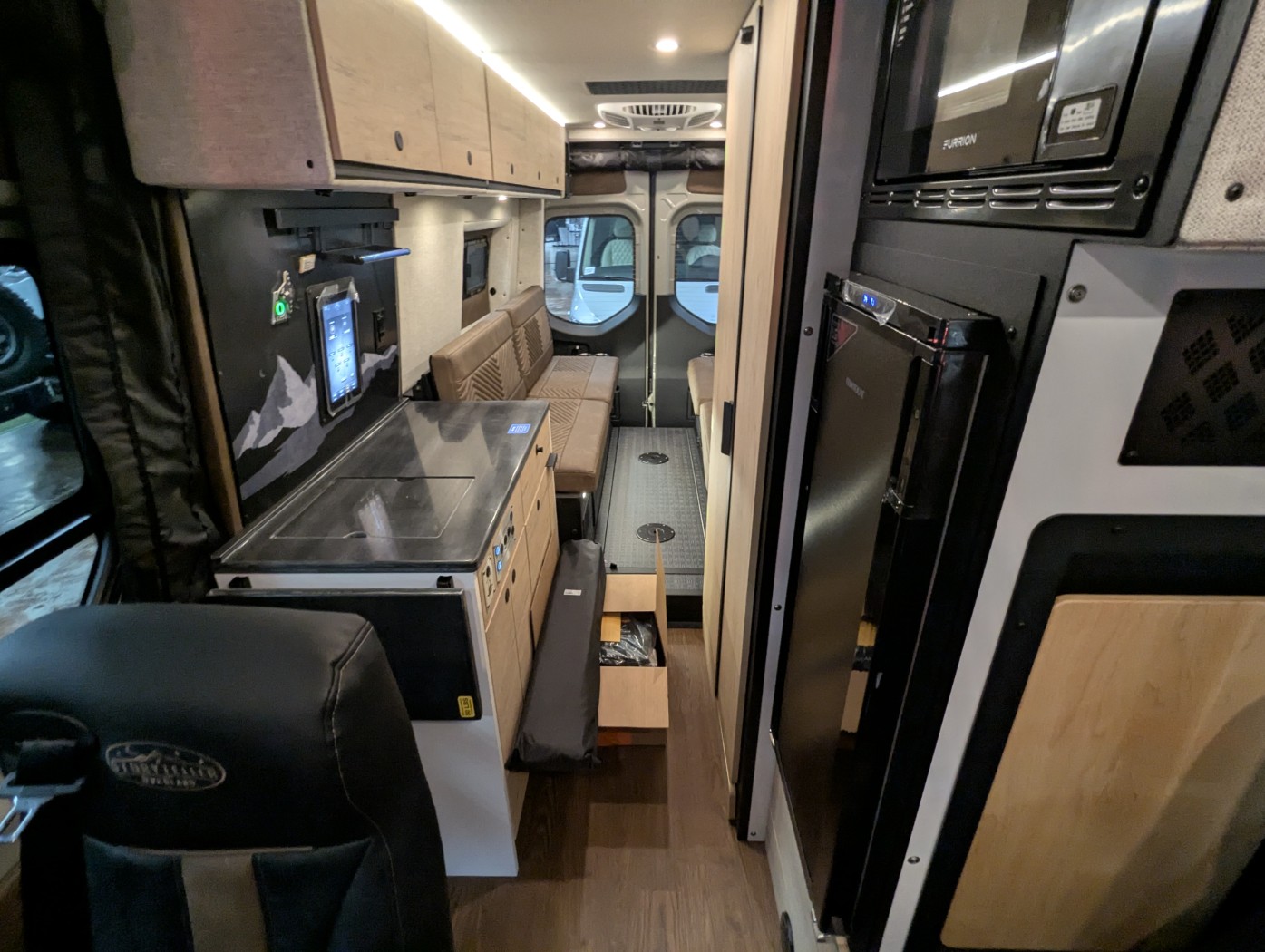 2026 Storyteller Overland Crew Mode XL - Pop Top - Image 17