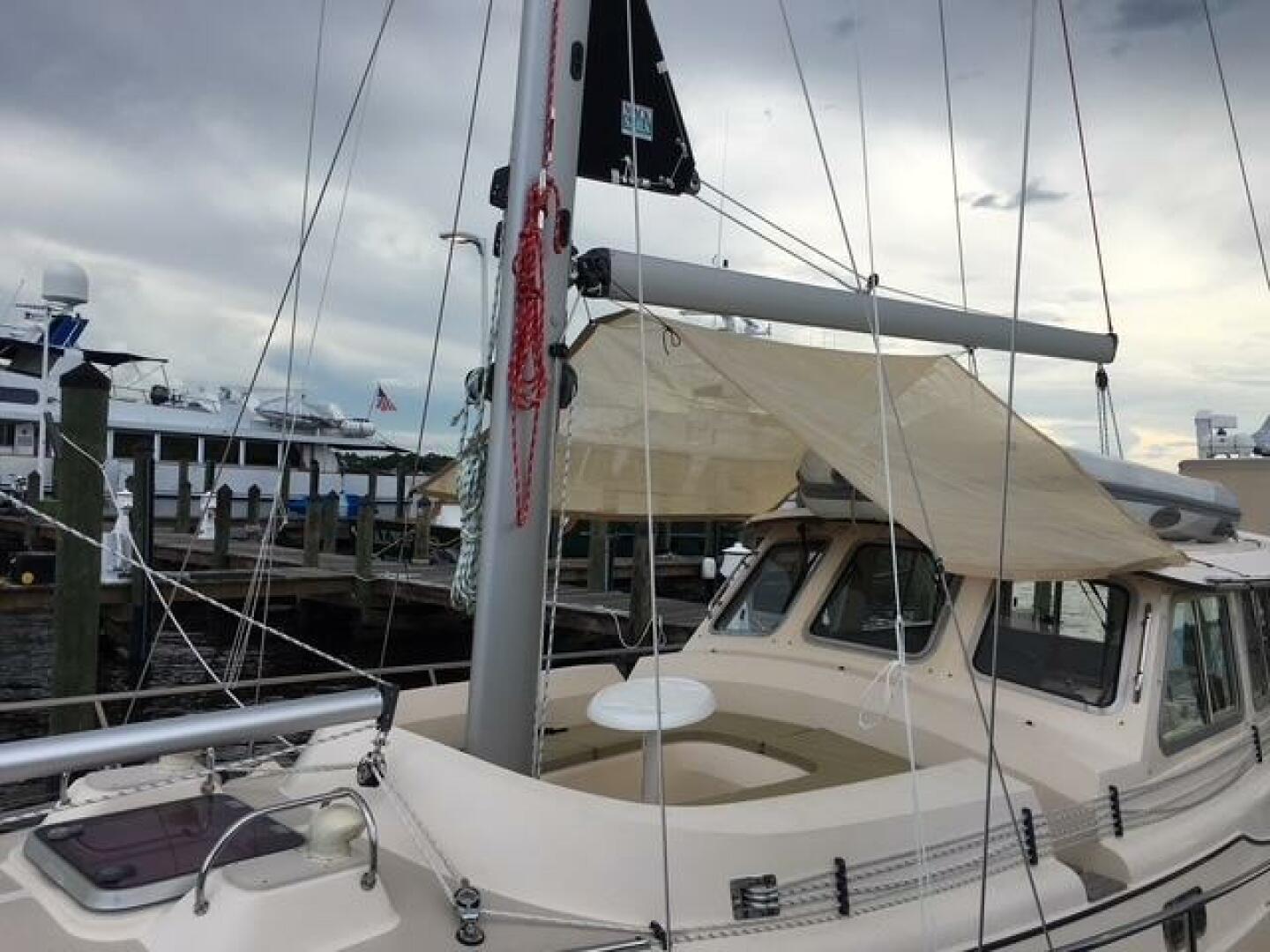 2008 Island Packet PY Trawler / Motorsailer - Image 11