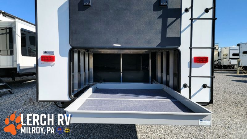 2022 KZ RV Durango Gold G387FLF - Image 6