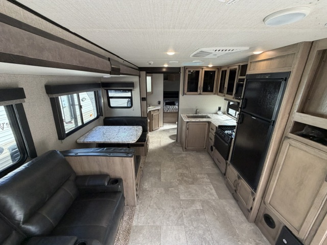 2019 Grand Design Transcend 26RLS - Image 14