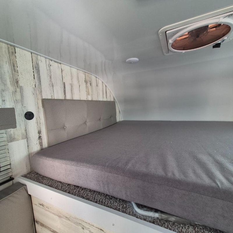 2026 Modern Buggy Truck Camper TC9 - Image 6