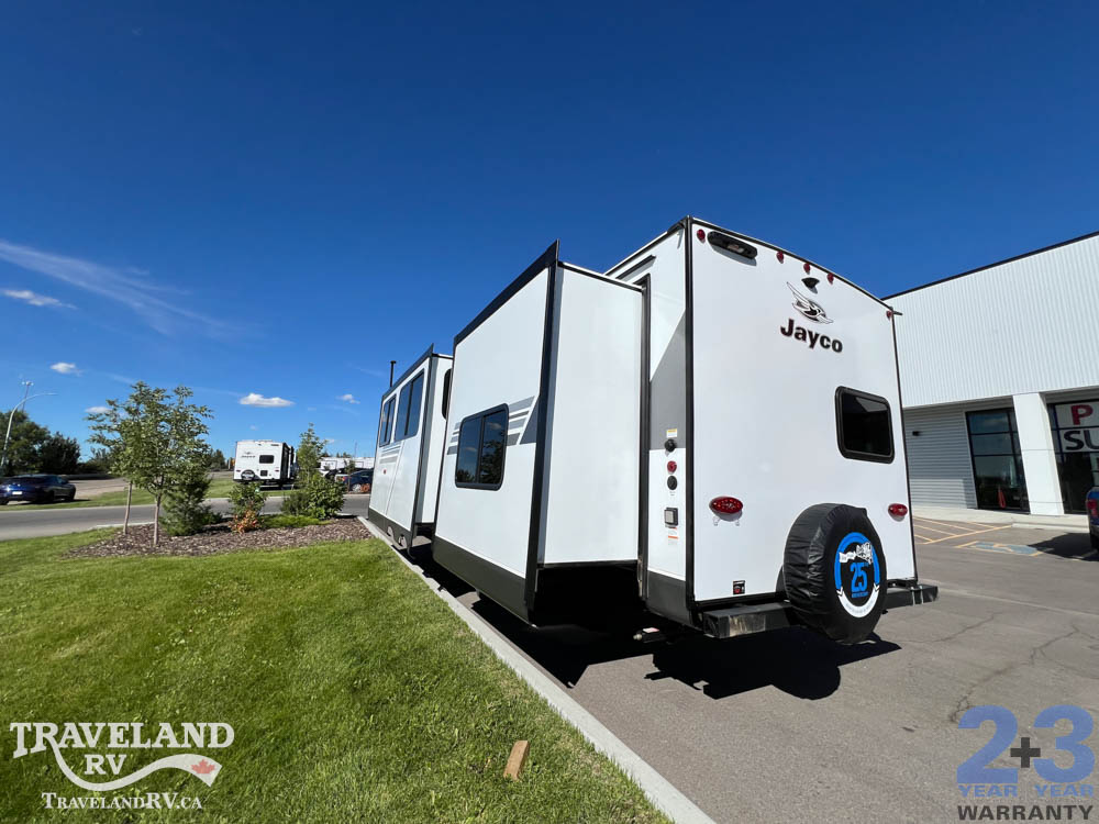 2027 Jayco Jay Flight SLX 333BTS - Image 8