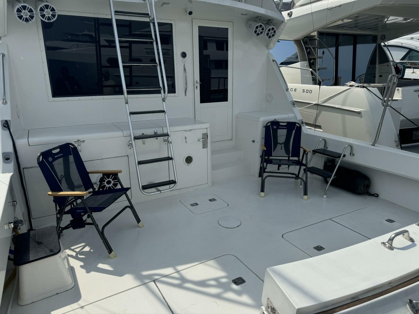 1994 Hatteras 54 Yacht - Image 23