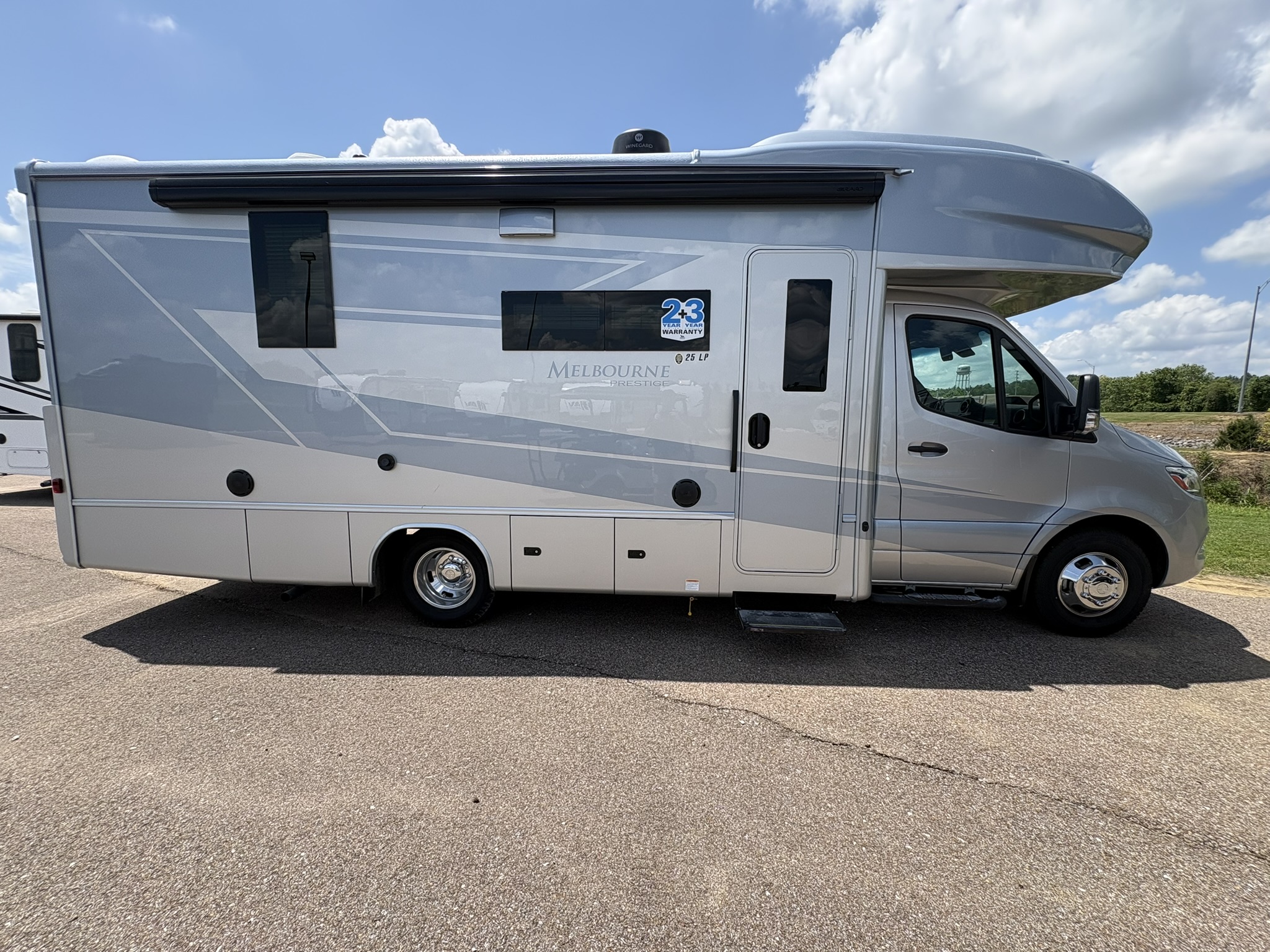2027 JAYCO MELBOURNE PRESTIGE 25LP - Image 5